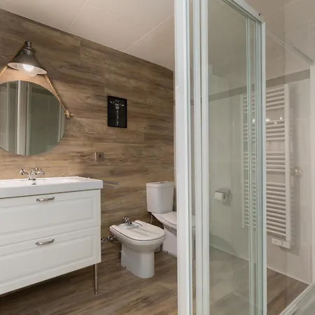 Apartment Hauzify I Center *